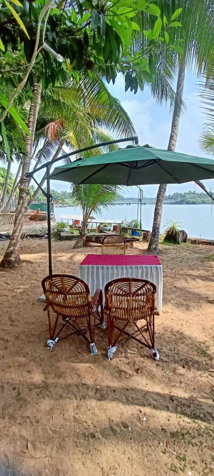 Green Island Homestay Riverside Kozhikode Ngoại thất bức ảnh